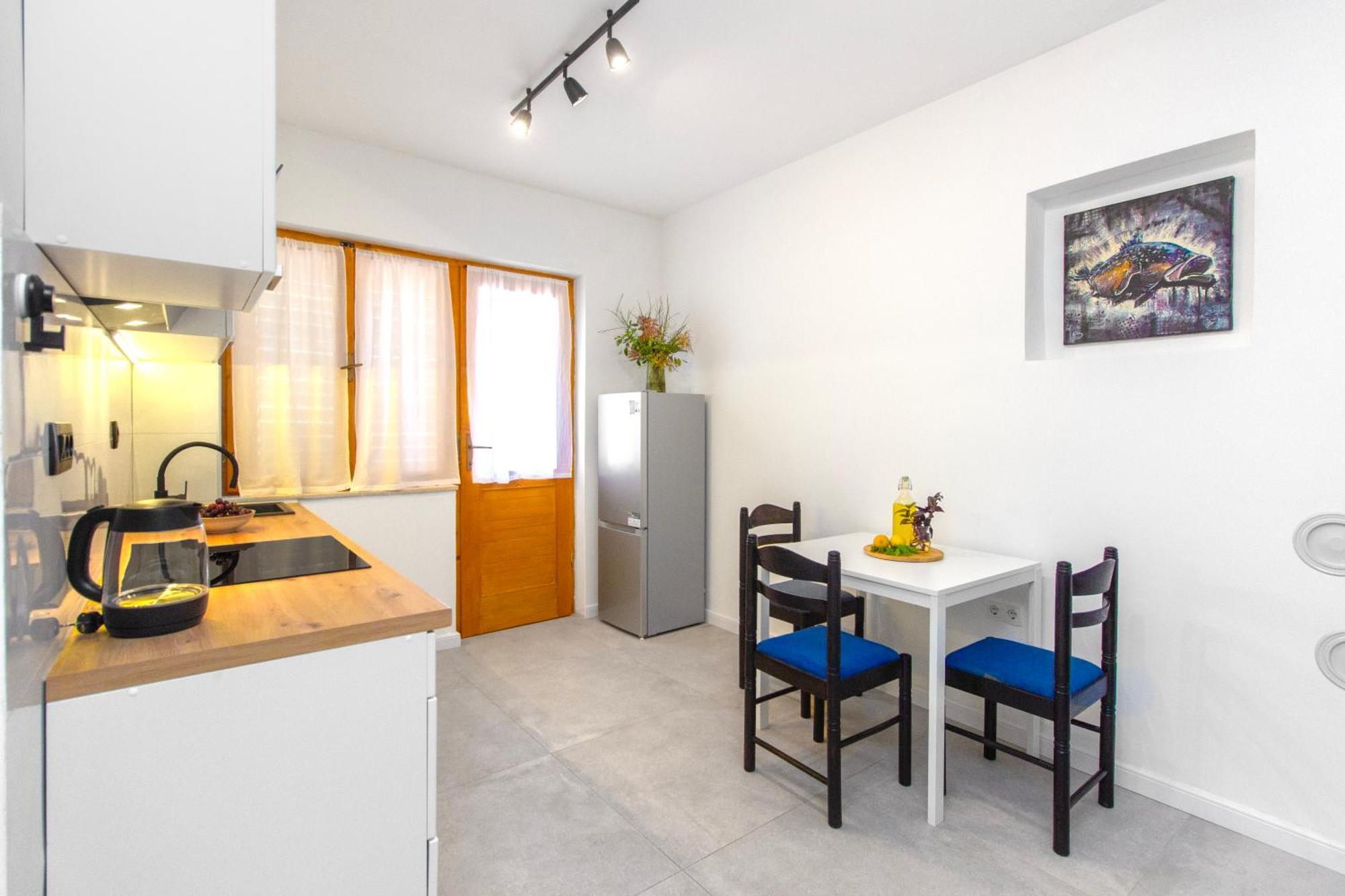 Studio Apartman Casa Lambasa 시베니크 외부 사진